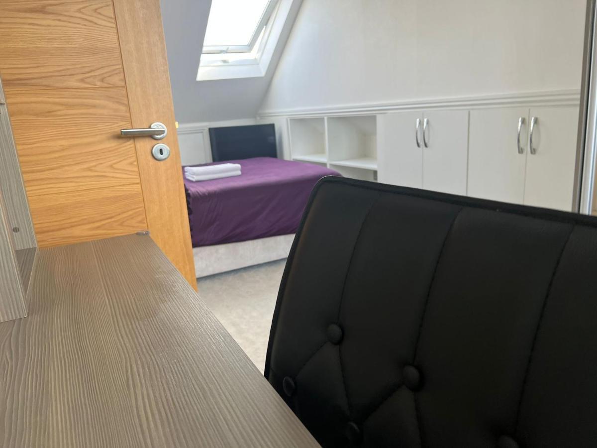 Deluxe Homestay Near Tottenham Hotspur Stadium Londra Esterno foto